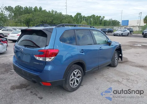 2024 Subaru Forester Premium из США, поврежденный, VIN JF2SKADCXRH482635